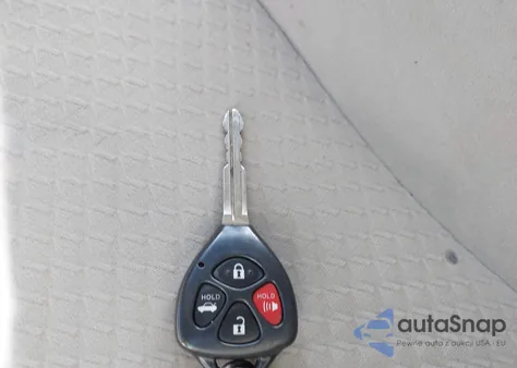 2009 Toyota Camry Le z USA, uszkodzony, nr VIN 4T1BE46KX9U806780